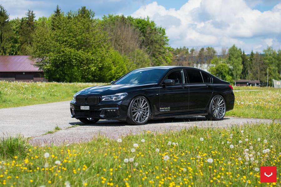  BMW 7-Series on Vossen Wheels (VFS2) 2017 года  (фото 13 из 33)